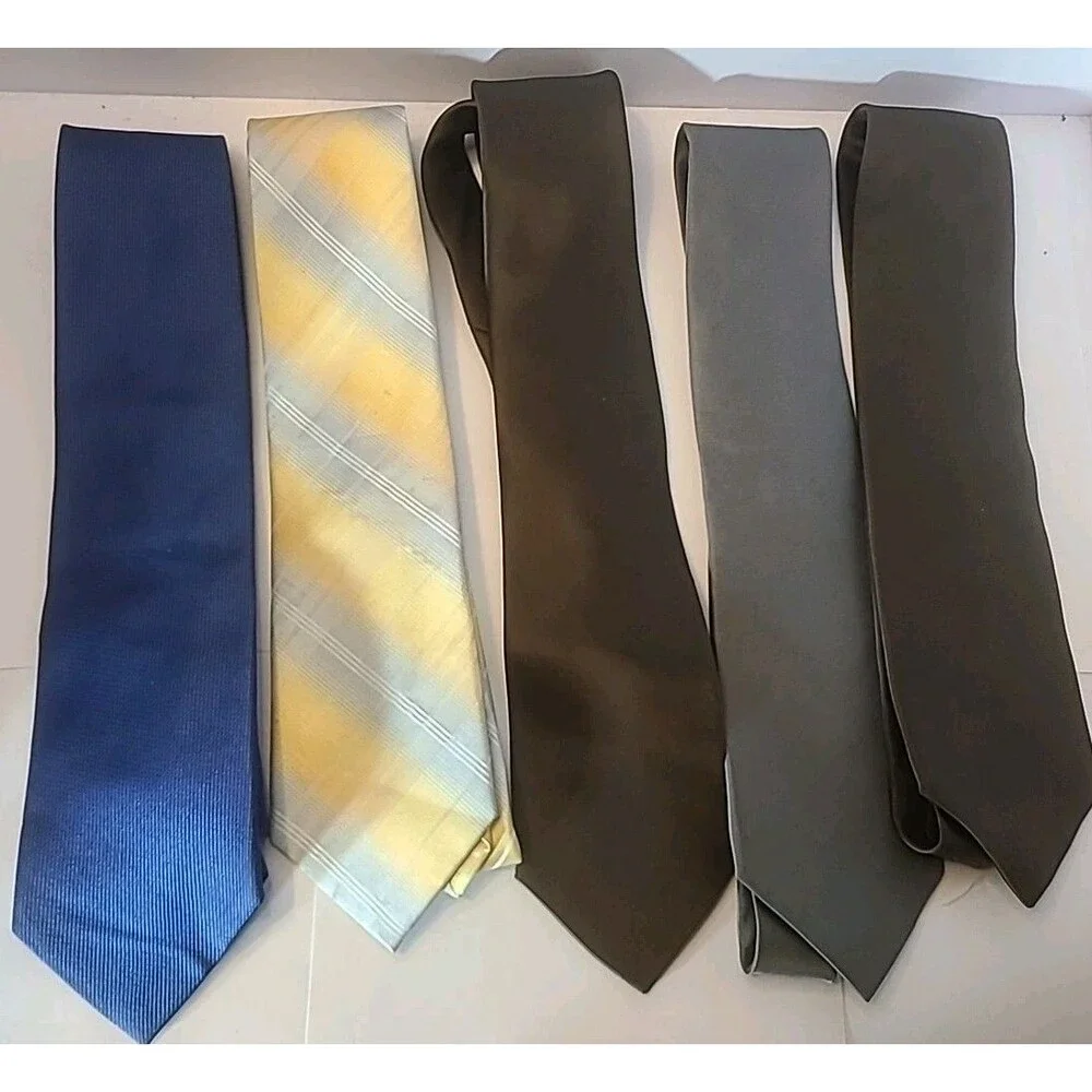 STAFFORD Men's LOT OF 5 ties Yellow & blue & white, Dark blue, Gray, and Brown